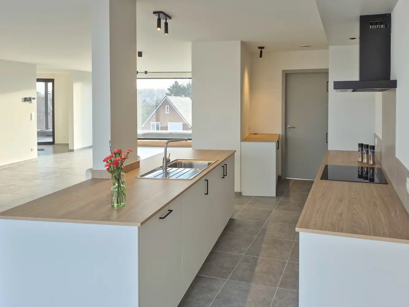 Prachtig, hoogwaardig afgewerkt, penthouse! foto 11