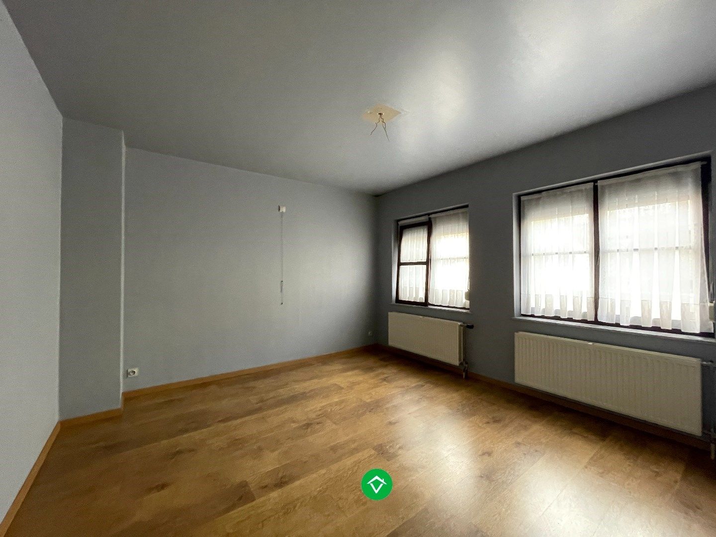 Gezellige rijwoning met 3 slaapkamers, terrastuin en garage te Kachtem foto 10