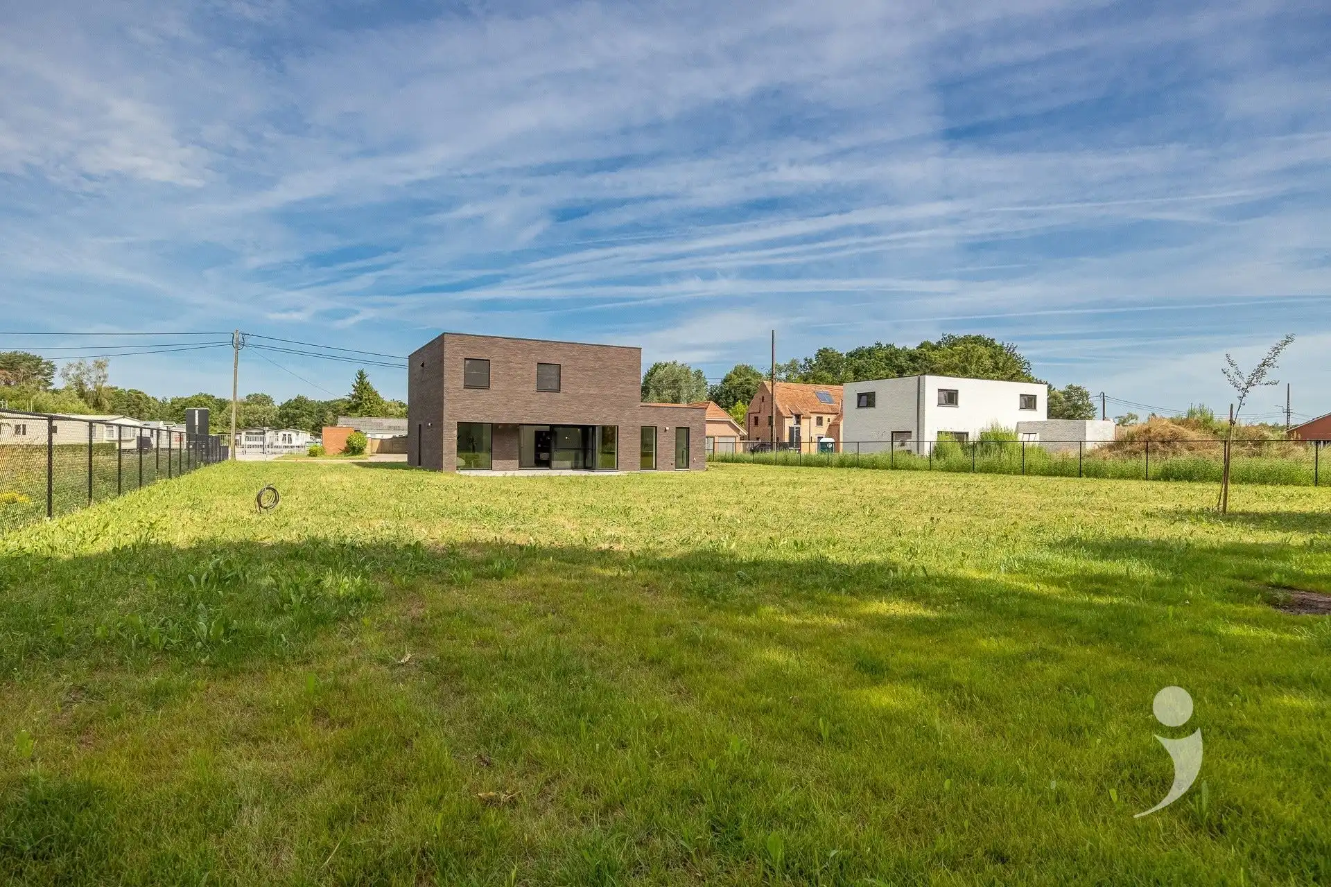 Ruime nieuwbouwwoning met prachtige tuin! foto 30