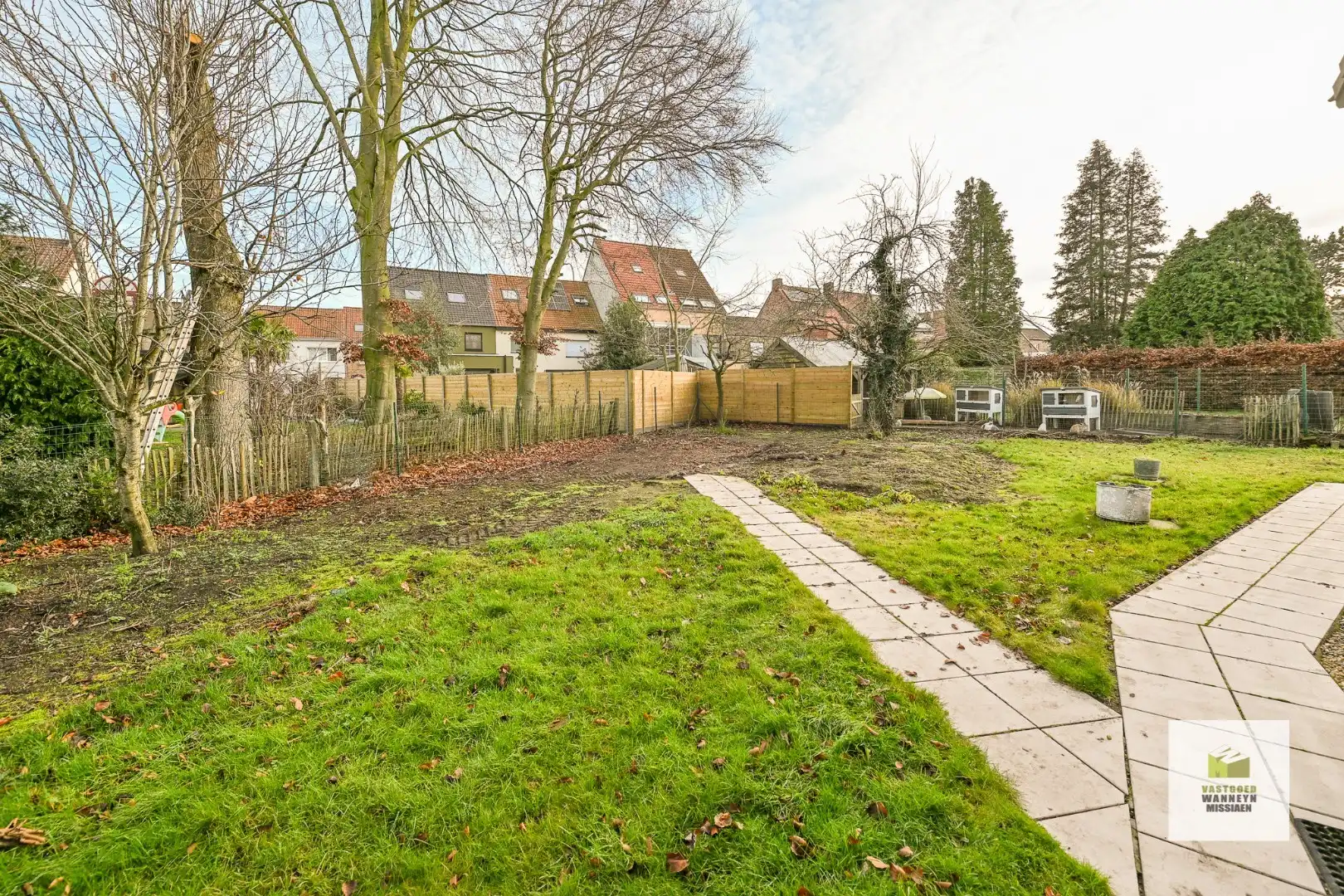 Zeer centraal en rustig gelegen ruime woning met 5 slaapkamers foto 3