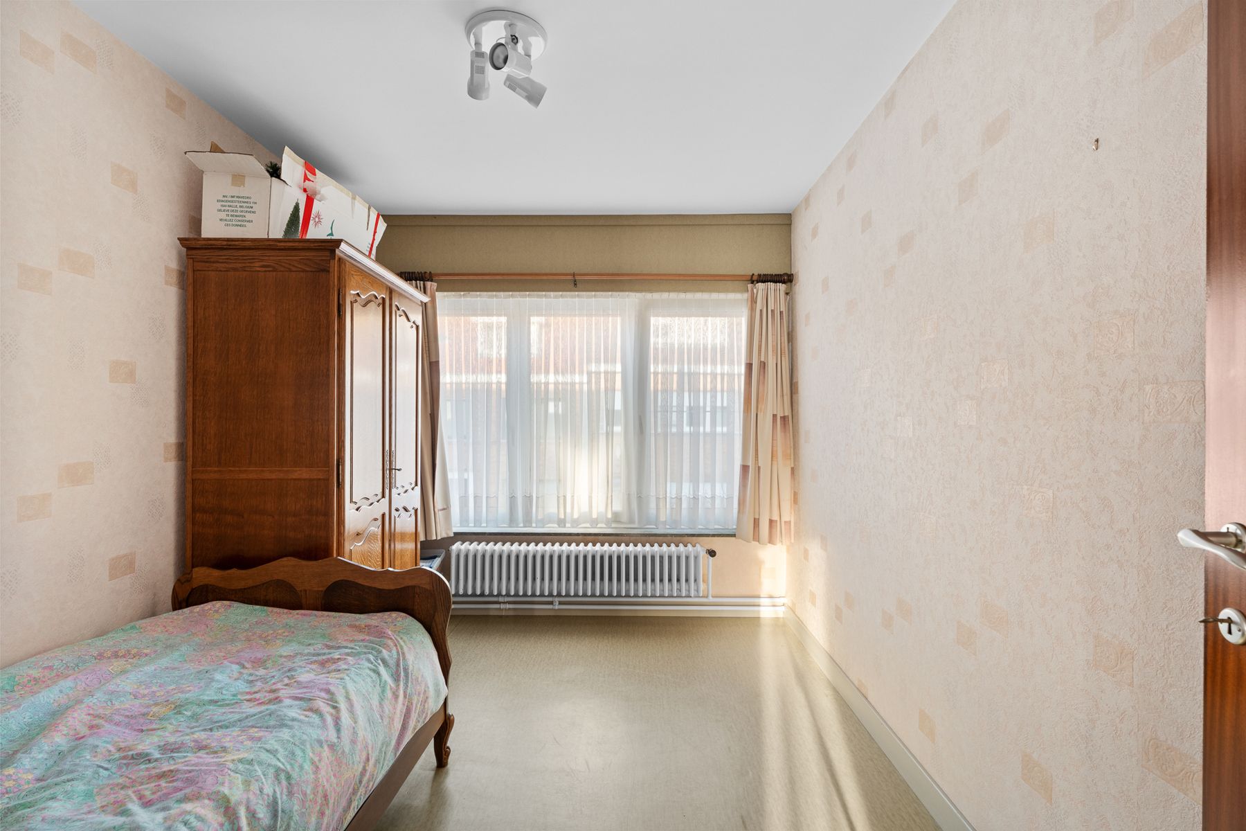 3 slpk. woning met zonnige tuin in hartje Sint-Michiels foto 13