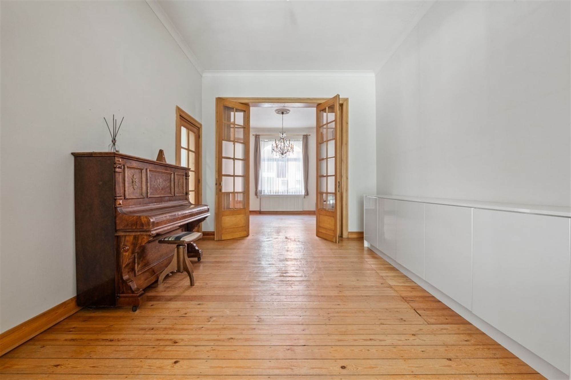 PRACHTIG HERENHUIS MET VEEL CHARME IN HET CENTRUM VAN SINT-TRUIDEN  foto 8