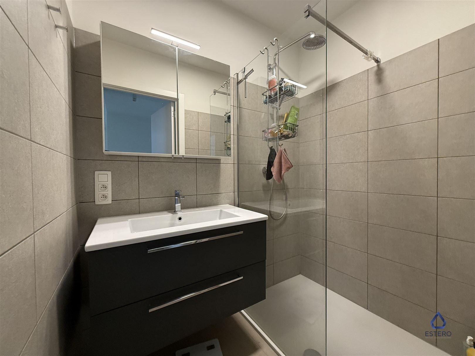 Nieuwbouwappartement met 2 slaapkamers te Berchem foto 14