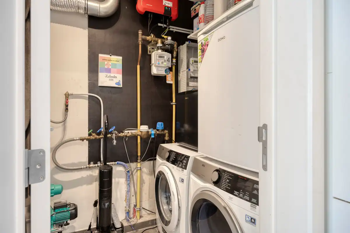 INSTAPKLARE ENERGIEZUINIGE GEZINSWONING MET 3 SLK IN CENTRUM HOESELT. foto 11