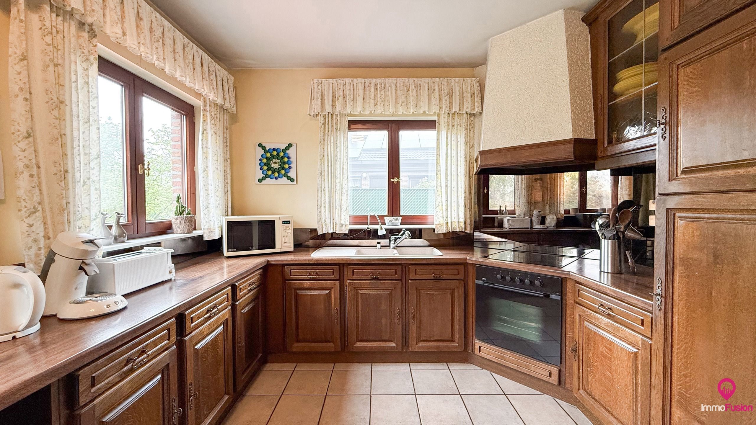 Landelijke gezinswoning met houthaard, tuin + rustige ligging! foto 9