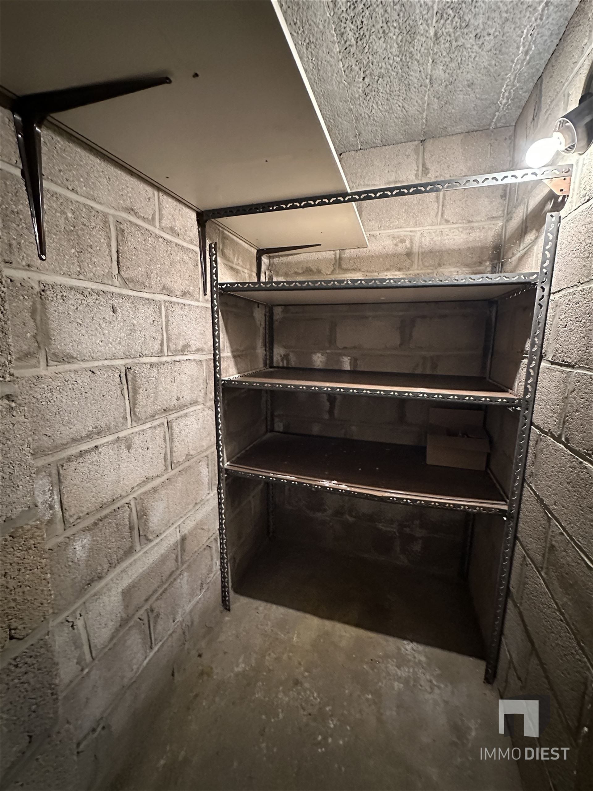 Appartement met 3 slpks, garage en kelder foto 22