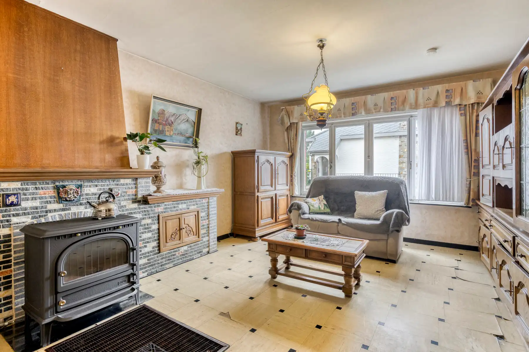 Te renoveren HOB met 3 slpk, garage en veel potentieel foto 4