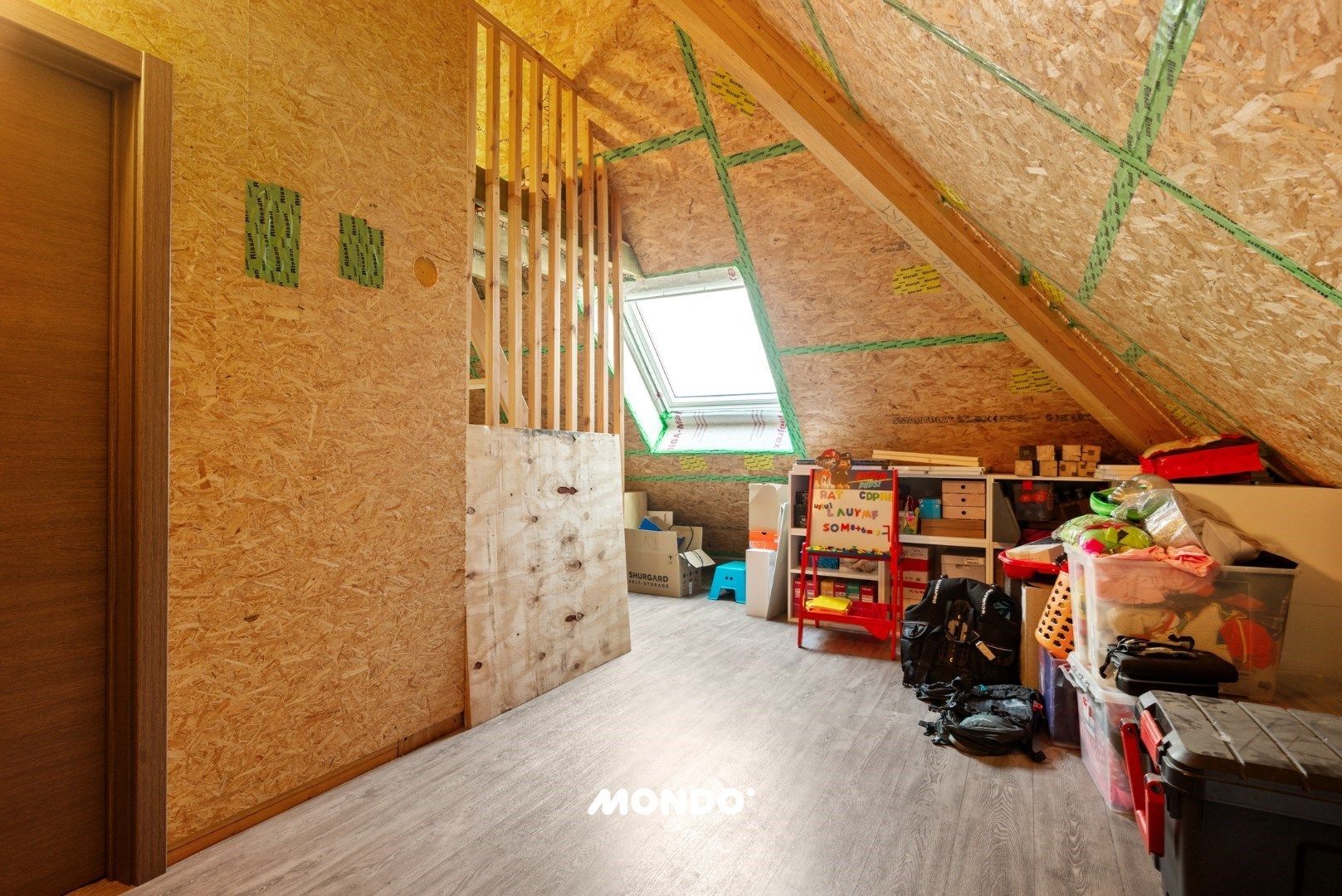 Energiezuinige villa met 6 slaapkamers, zwembad en domotica in het groene Blaasveld foto 18