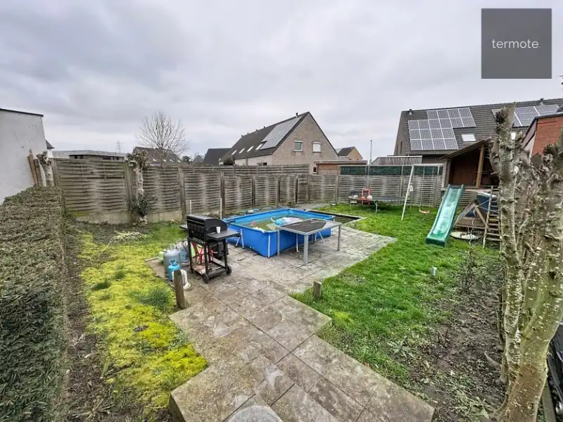 woning + magazijn foto 13