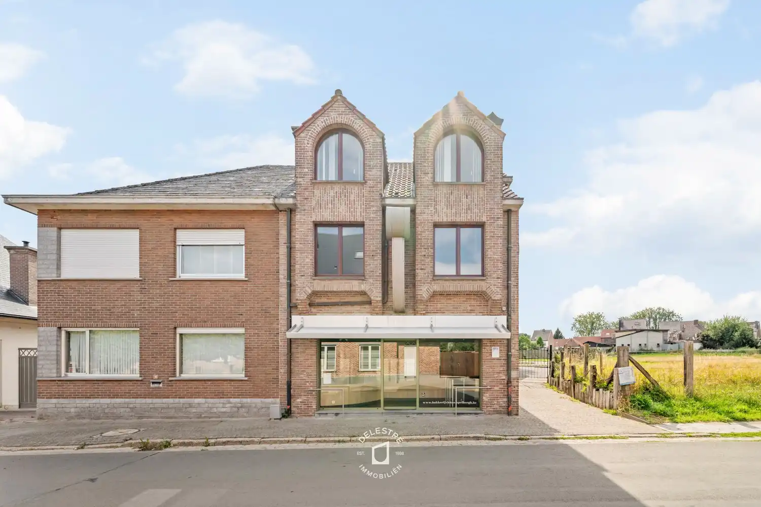 Uitzonderlijk ruime (handels) woning (300 m²) met atelier, dubbele garage en diepe tuin in Denderleeuw foto 20
