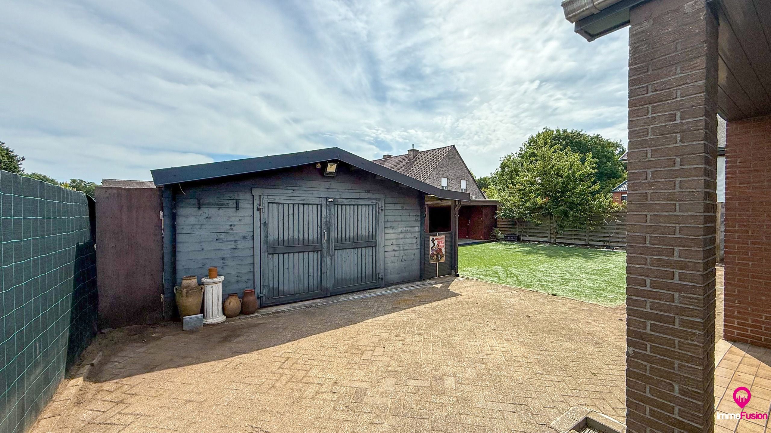 Instapklare gezinswoning met 4 slpks en mooie verzorgde tuin foto 34