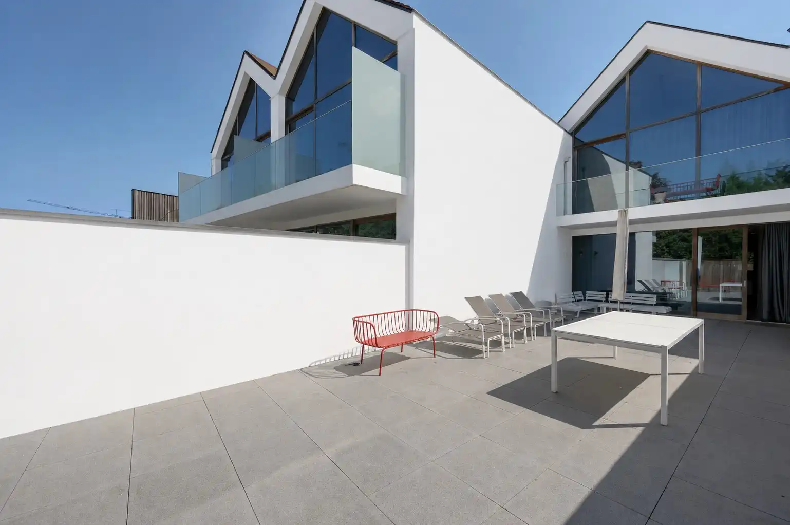 Recente woning aan het karaktervolle Oosthoekplein. foto 11