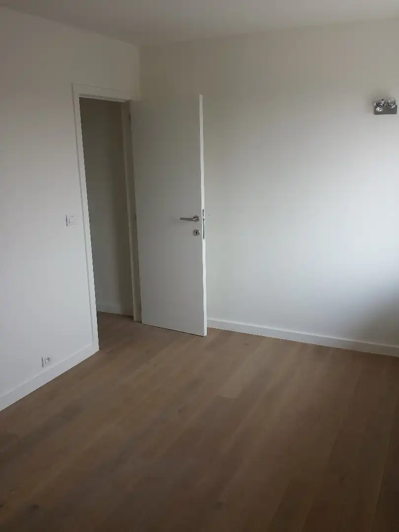 Groot appartement van 96m² met 95 m² terras foto 15