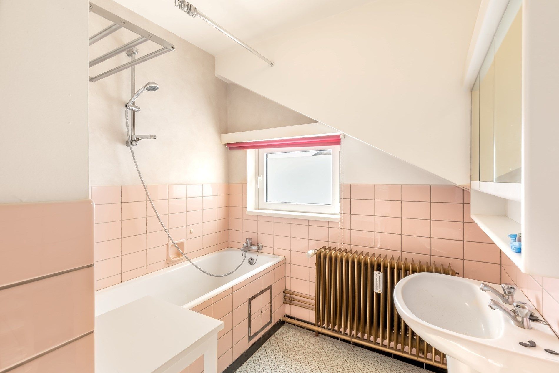 Appartement met 2 slaapkamers en terras  foto 2