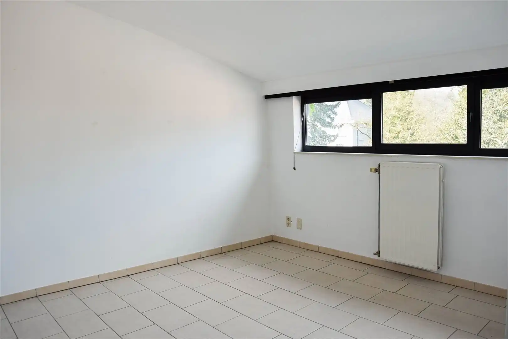 Centraal gelegen 2 slaapkamer appartement met ruim terras foto 10