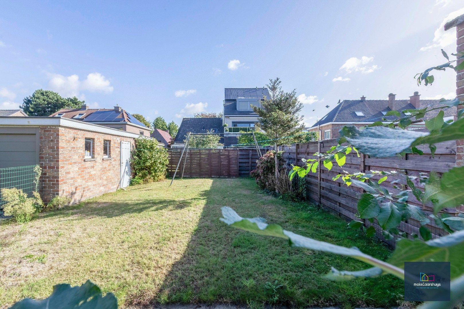 Ruime HOB met 4 slpk, ruime zolder, tuin en garage  foto 20