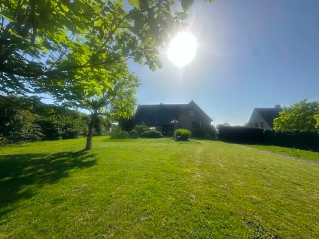 PRESTIGIEUZE VILLA OP TOPLOCATIE NEIGEMBOS OMGEVEN DOOR GROEN foto 5