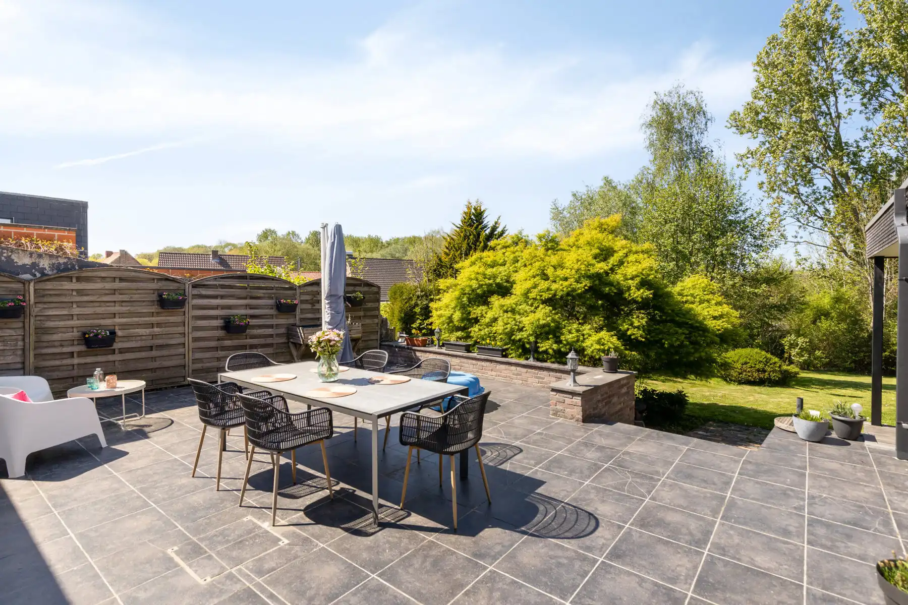 Instapklare woning met schitterende tuin  foto 16