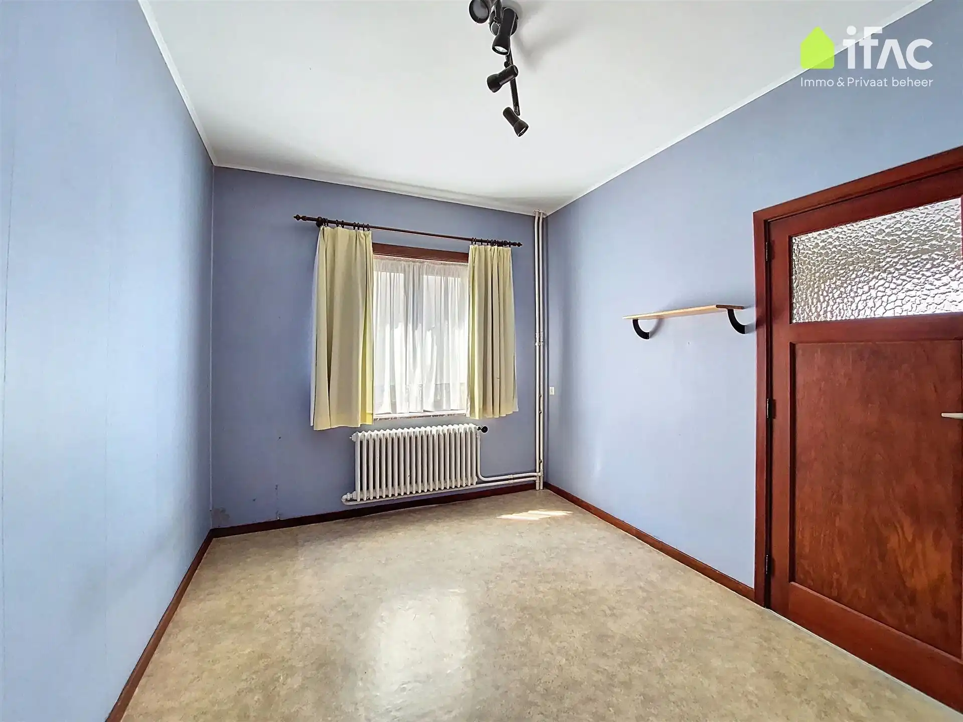 Stevige 3-gevel, 5 slpks, dubbele garage, centrum, ±17are foto 28