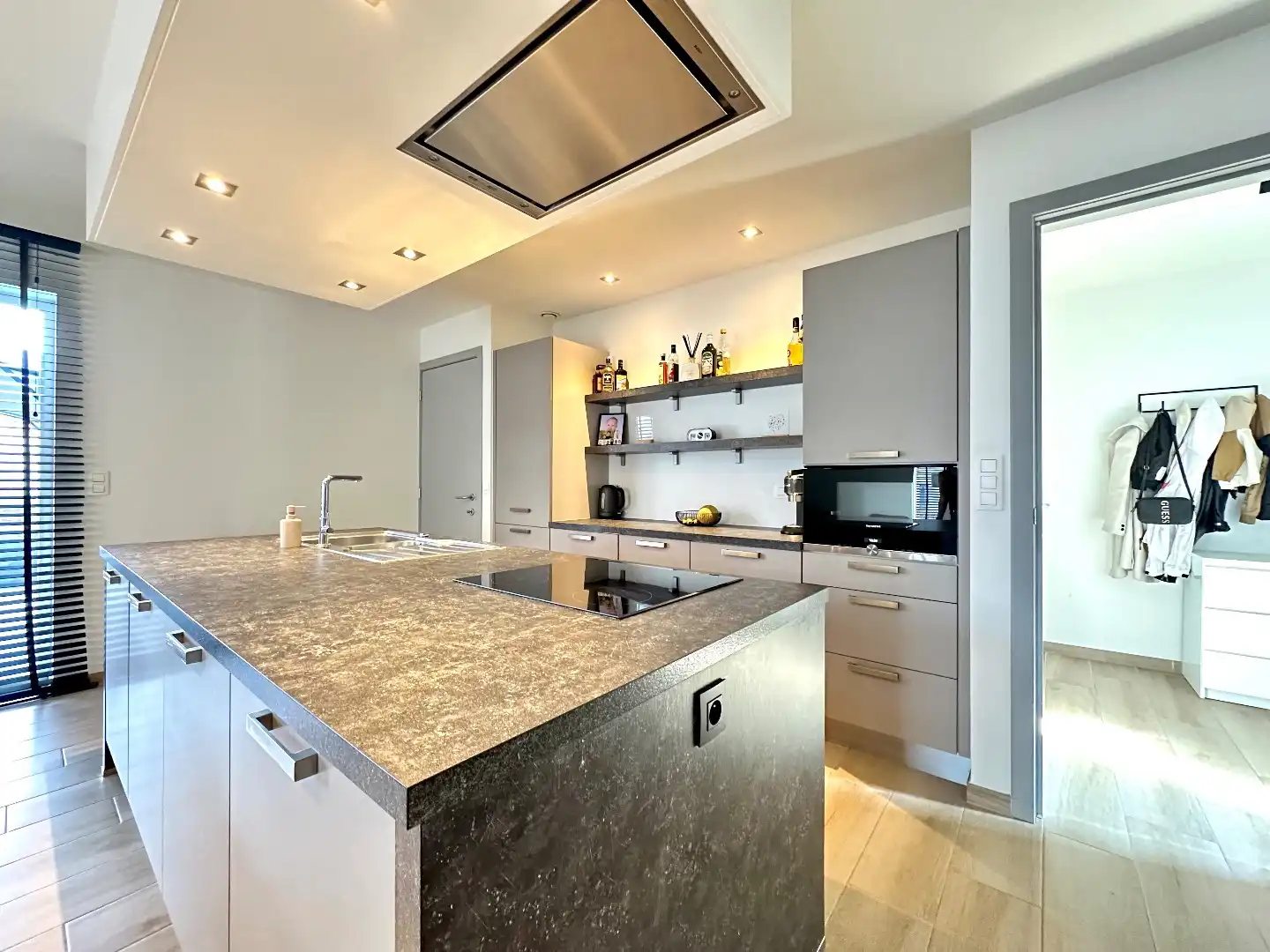 Moderne en energiezuinige woning met drie slaapkamers te huur in Voeren foto 3