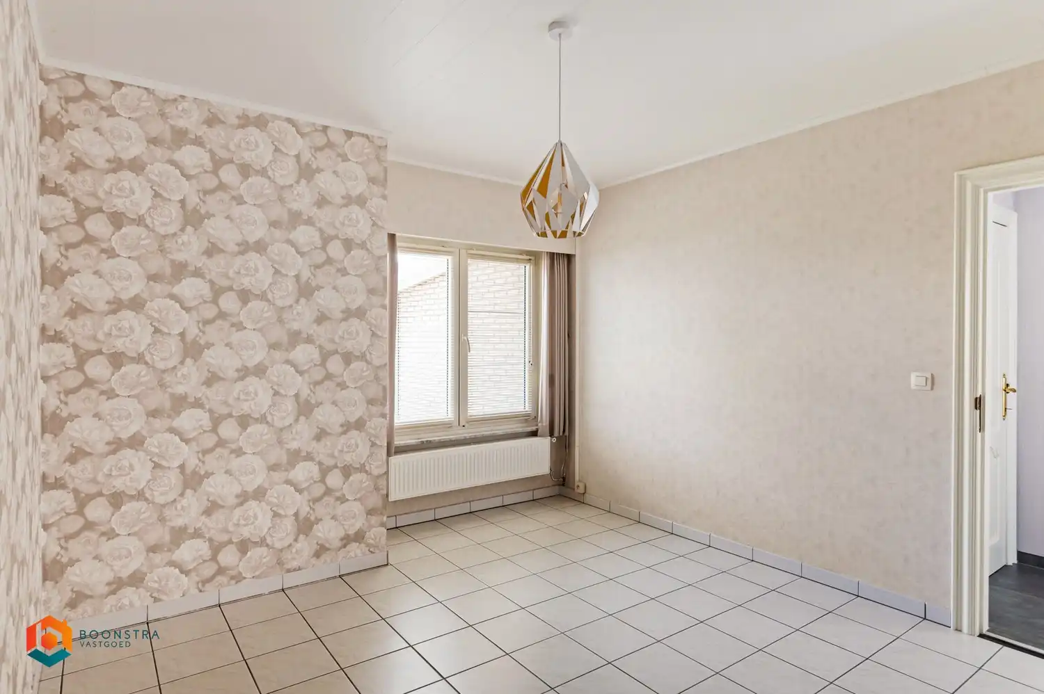 Woning met 2 slpkrs en ruime tuin op toplocatie foto 11