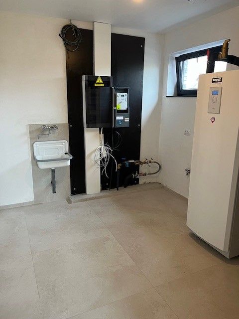 Instapklare nieuwbouw woning op 327 m² grond met 3 slaapkamers. Hoge afwerkingsgraad en laag energieverbruik!!! foto 7