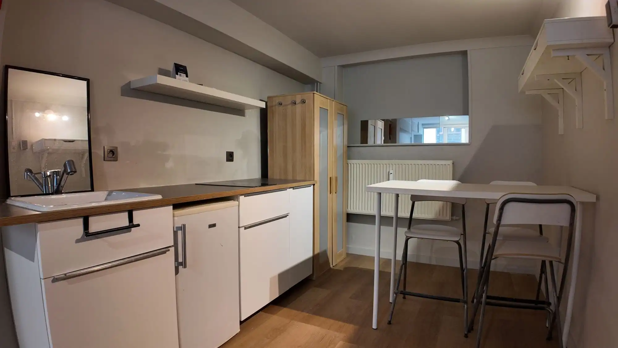 Kamer met privatieve kitchenette foto 3