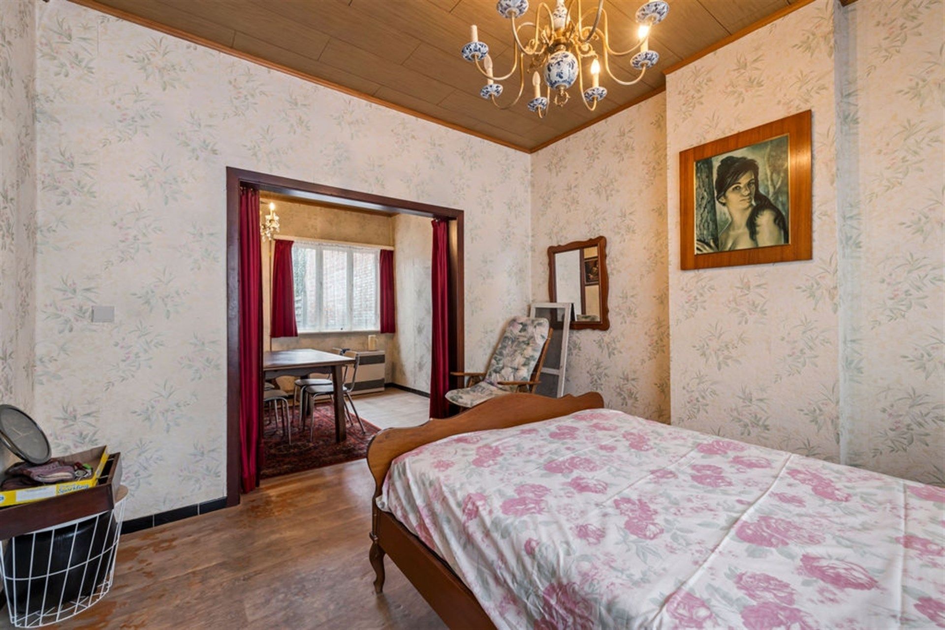 Potentiële gezinswoning of 2 bouwgronden in het hartje van Sint-Gillis-Waas foto 4