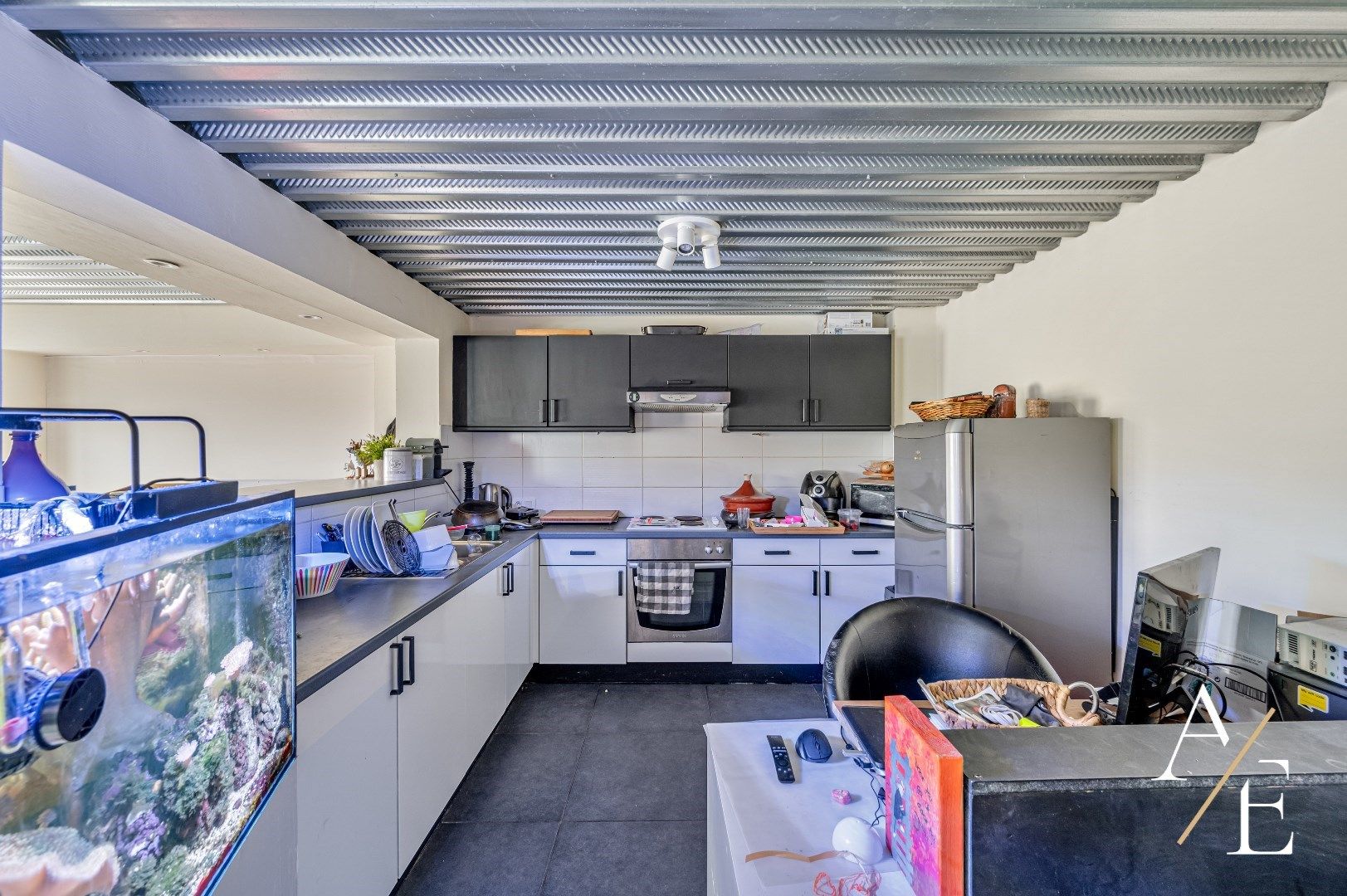 WETTEREN - Appartement op de eerste verdieping met terras! foto 2