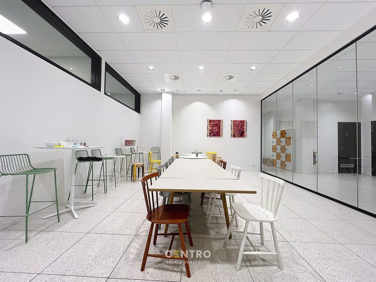 Modern kantoor op een rustige, vlot bereikbare locatie te Roeselare, ideaal voor vrije beroepen en zelfstandigen. foto 18