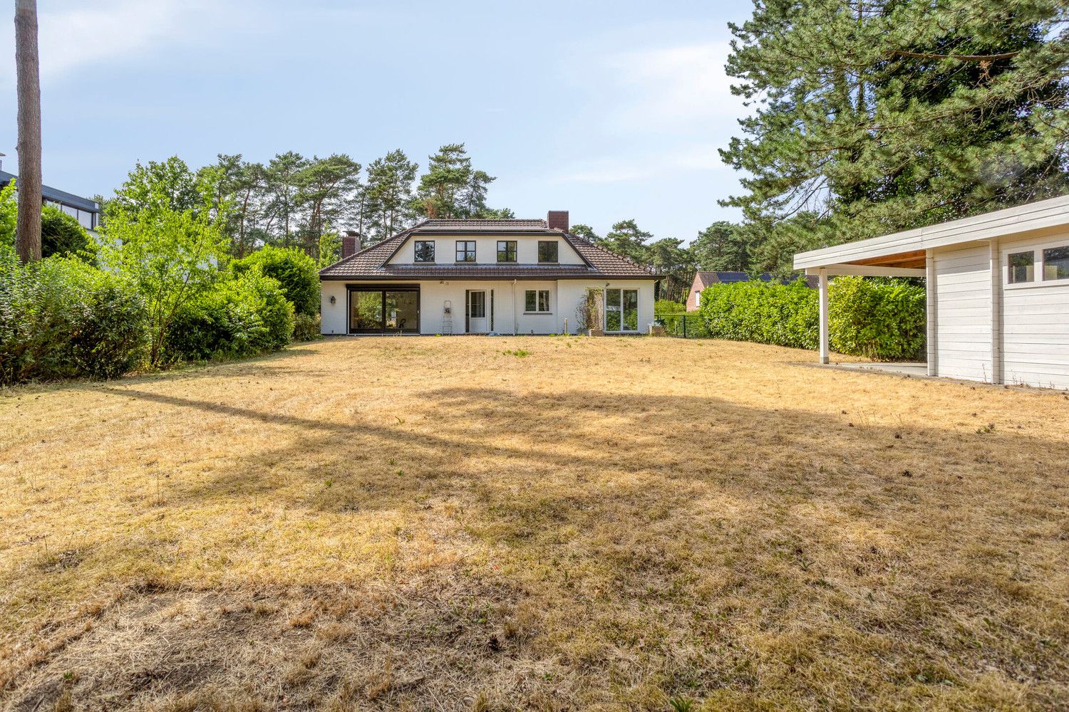 ENERGIEZUINIGE, INSTAPKLARE VILLA, GRENZEND AAN DE BOSSEN VAN AVERBODE! foto 17