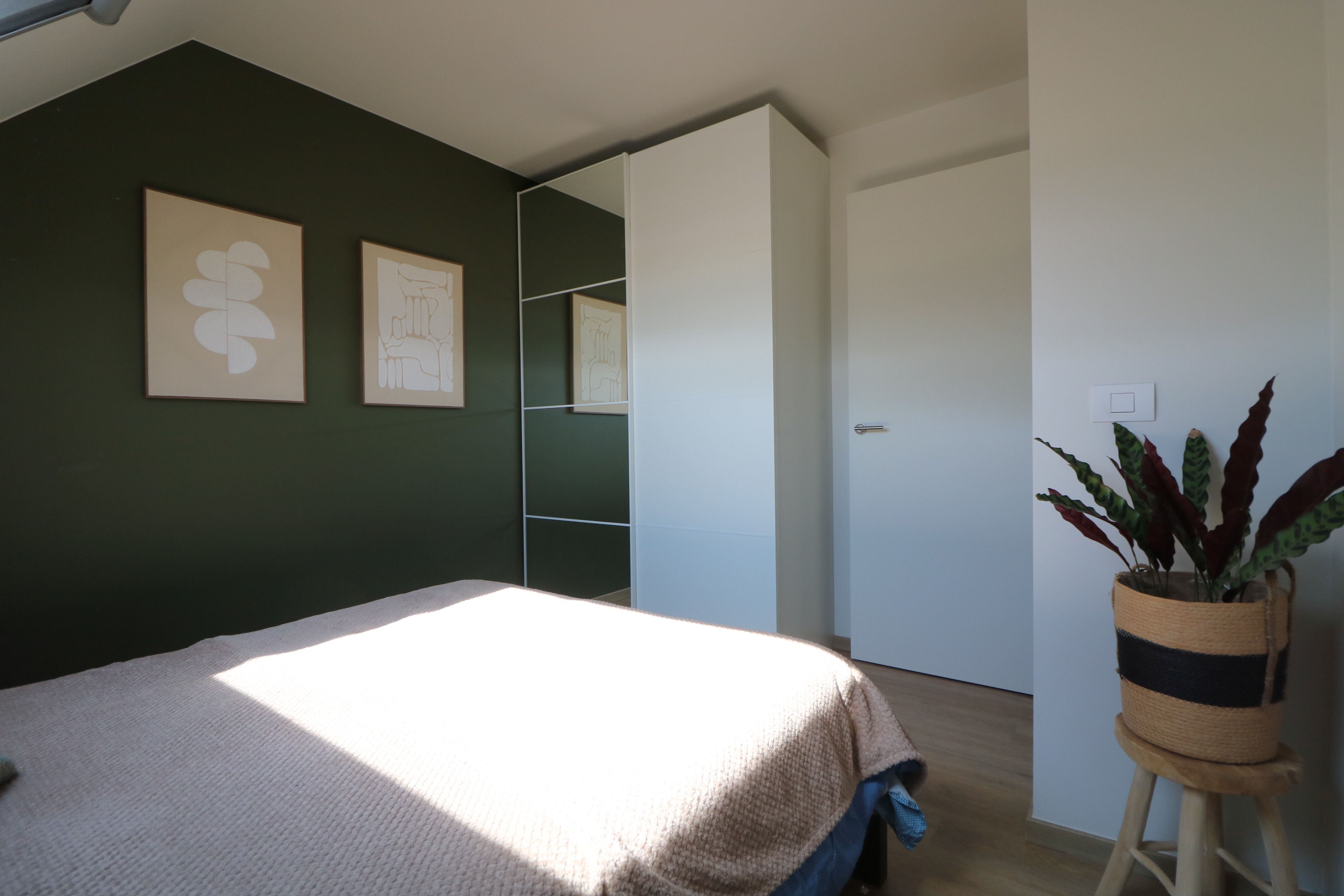 Instapklare, recente woning met 3 slaapkamers, zonnige tuin, garage én autostandplaats. foto 7