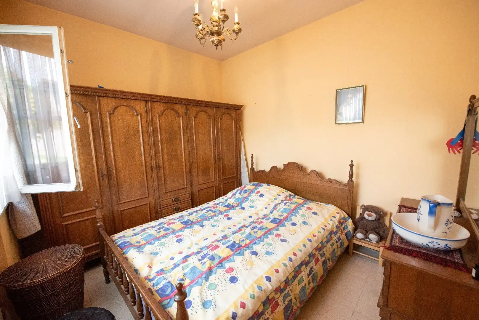 Te renoveren, ruime woning op 1720 m² met 4 slaapkamers te Olsene foto 12