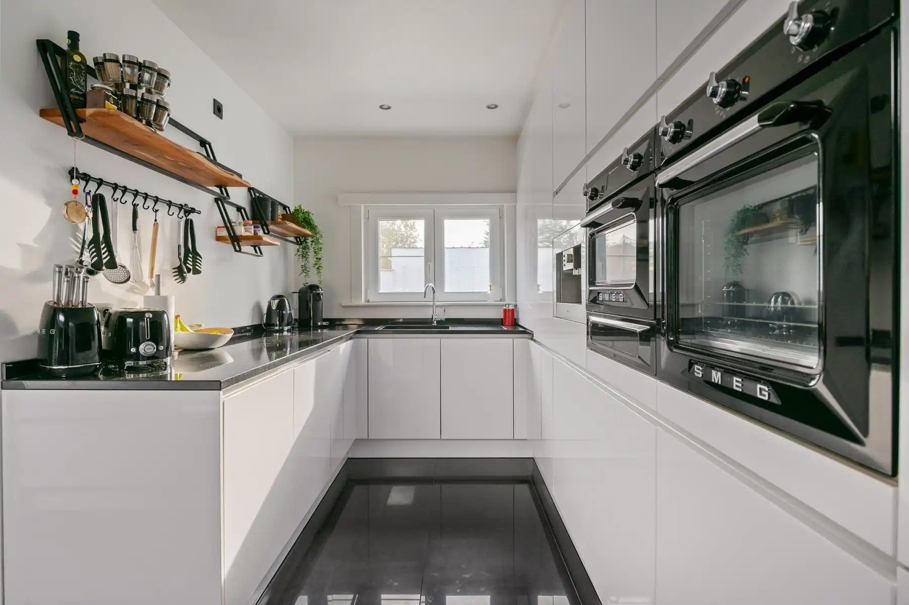 Ruime woning op toplocatie foto 11