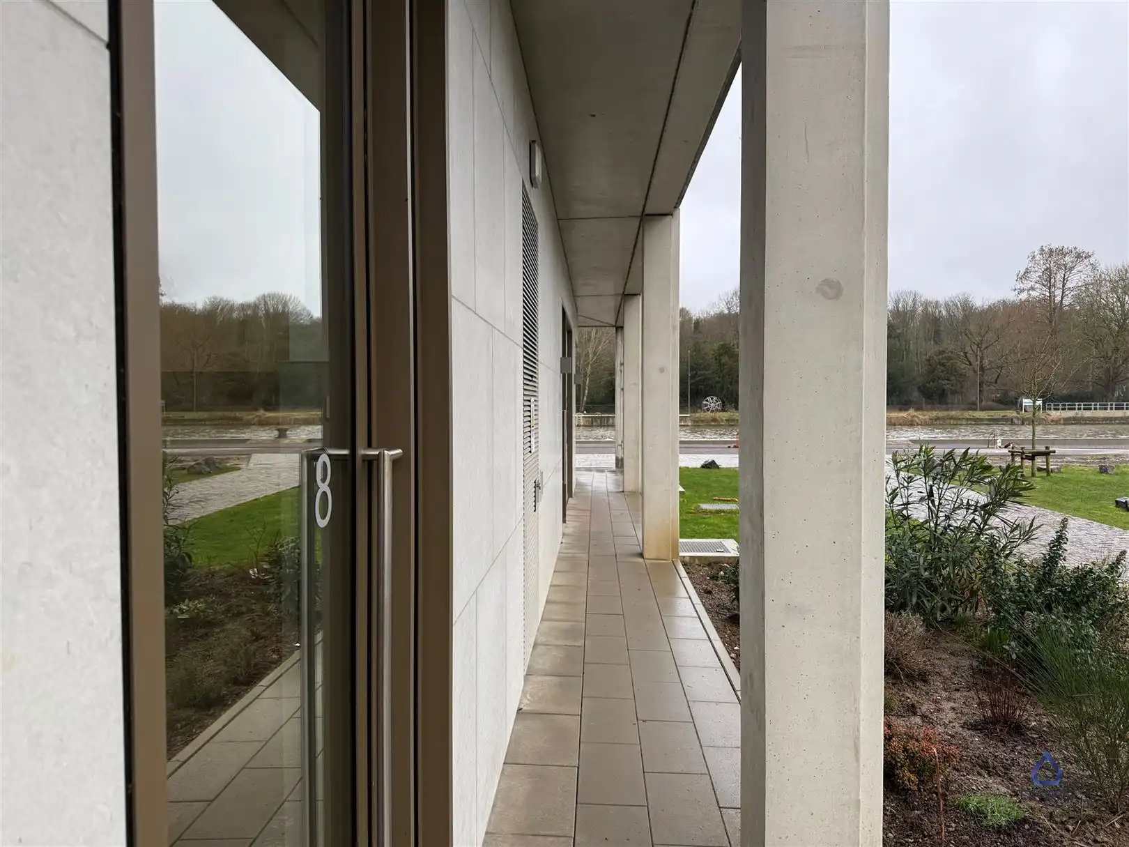 Nieuwbouwappartement met 2 slaapkamers op een topligging foto 2