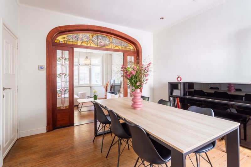 Karaktervolle, instapklare en lumineuze eigendo, ruime tuin, top locatie! foto 5