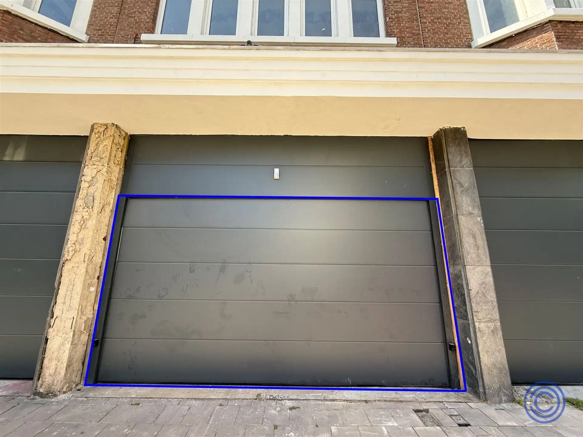 5 (of meer) ruime staanplaatsen in privé garagecomplex! foto 6