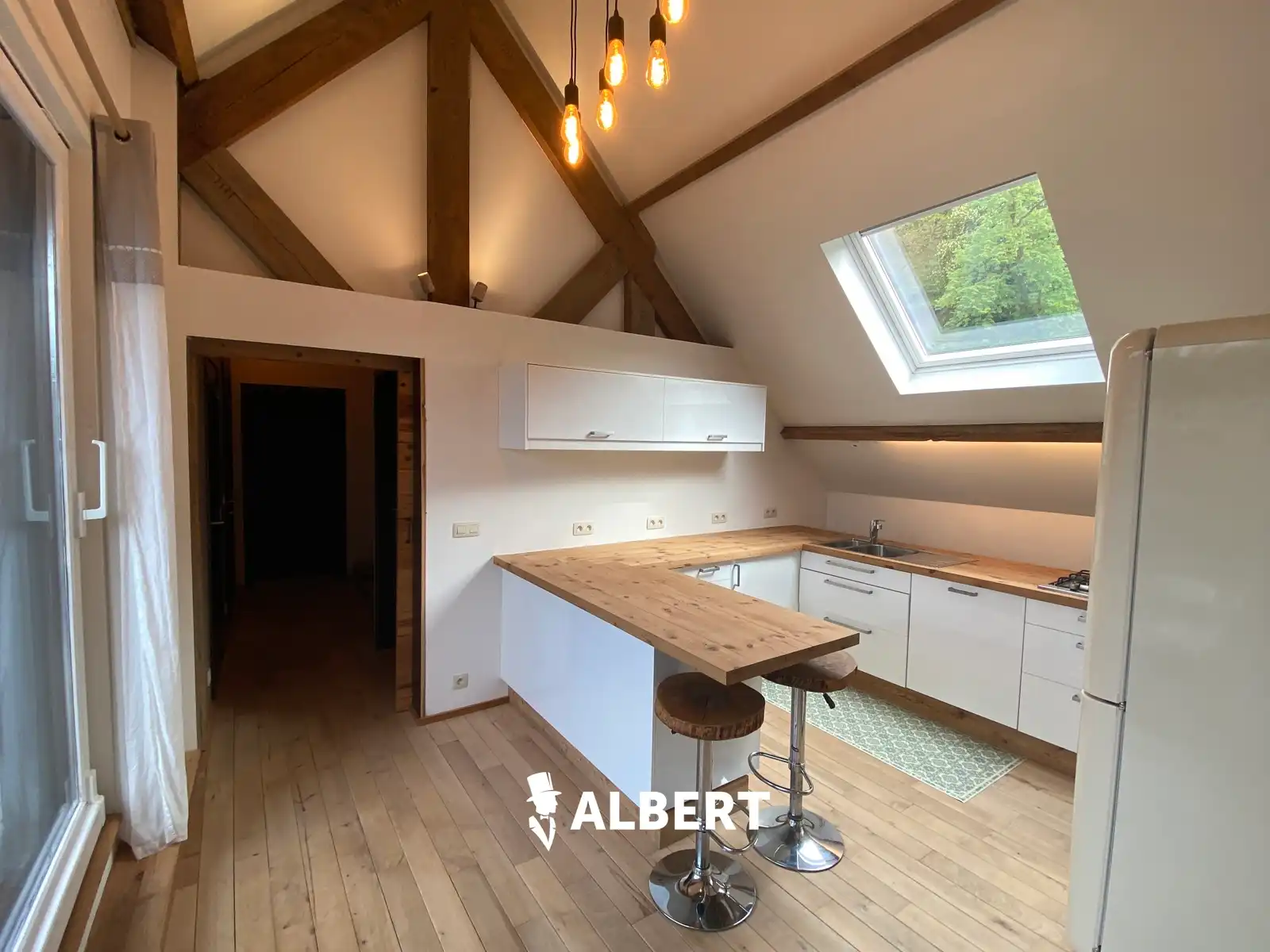 Prachtig gerenoveerde ruime woning (oude school) in Dinant! foto 28