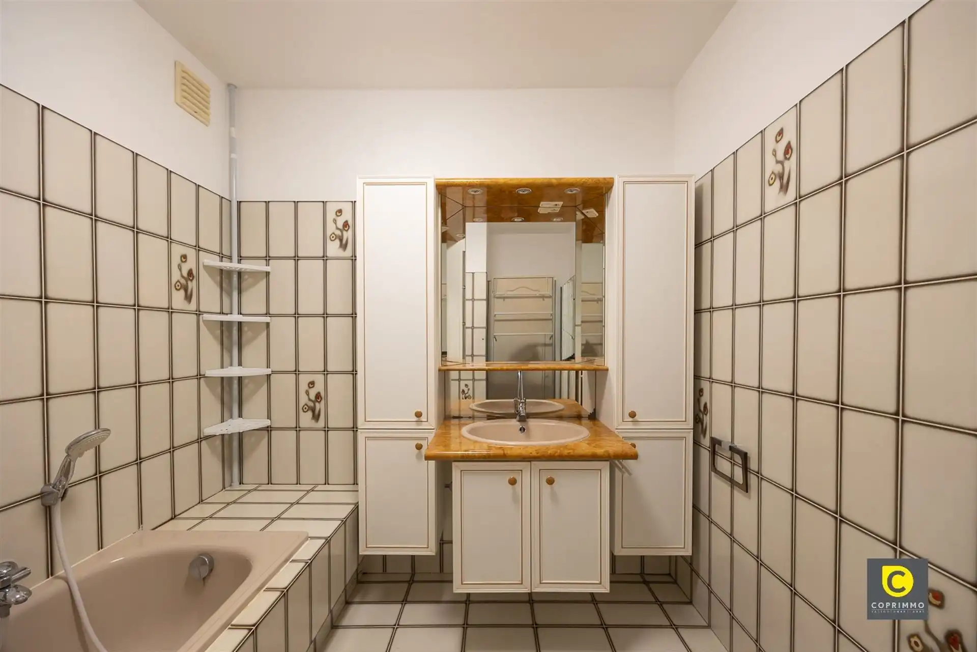 App: 2 slk, kelder en garagebox met A-label foto 16