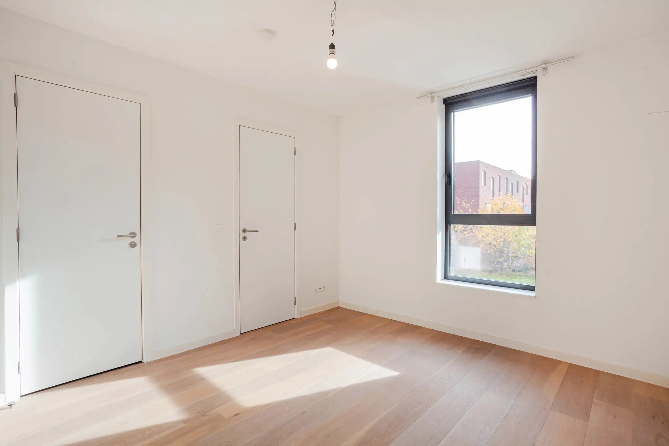 Recente woning met tuin, zonnig dakterras en staanplaats foto 17