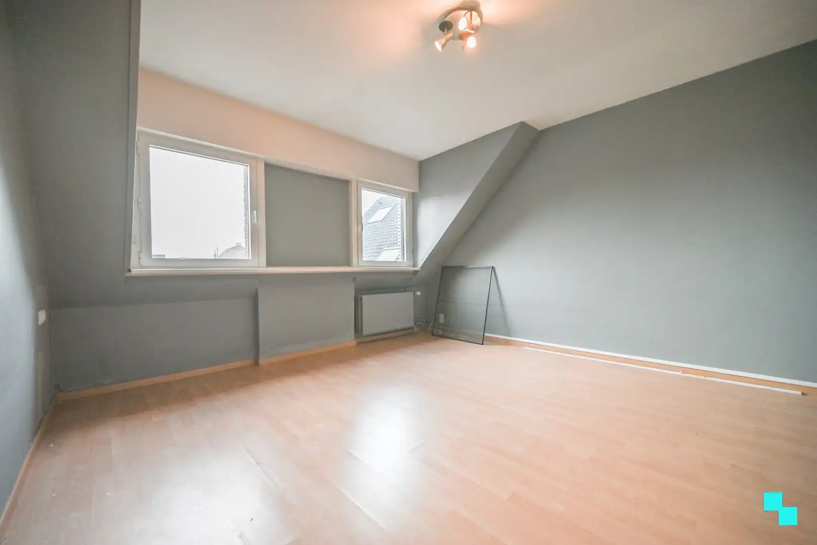 Ruime woning met polyvalente ruimte, garage en tal van mogelijkheden in Emelgem foto 27