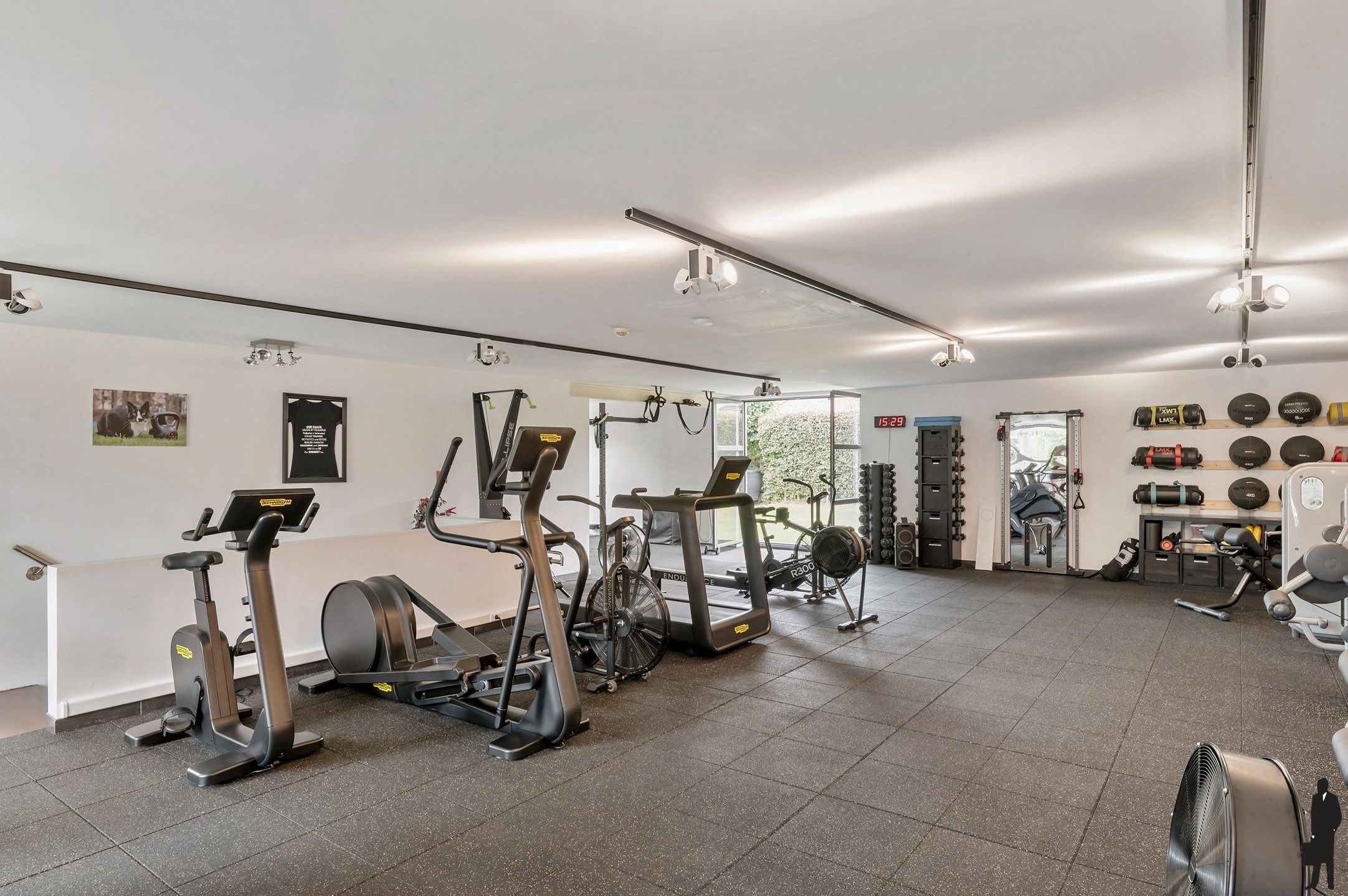 Zeer ruime (502 m²) handelswoonst op toplocatie in Oostmalle foto 9