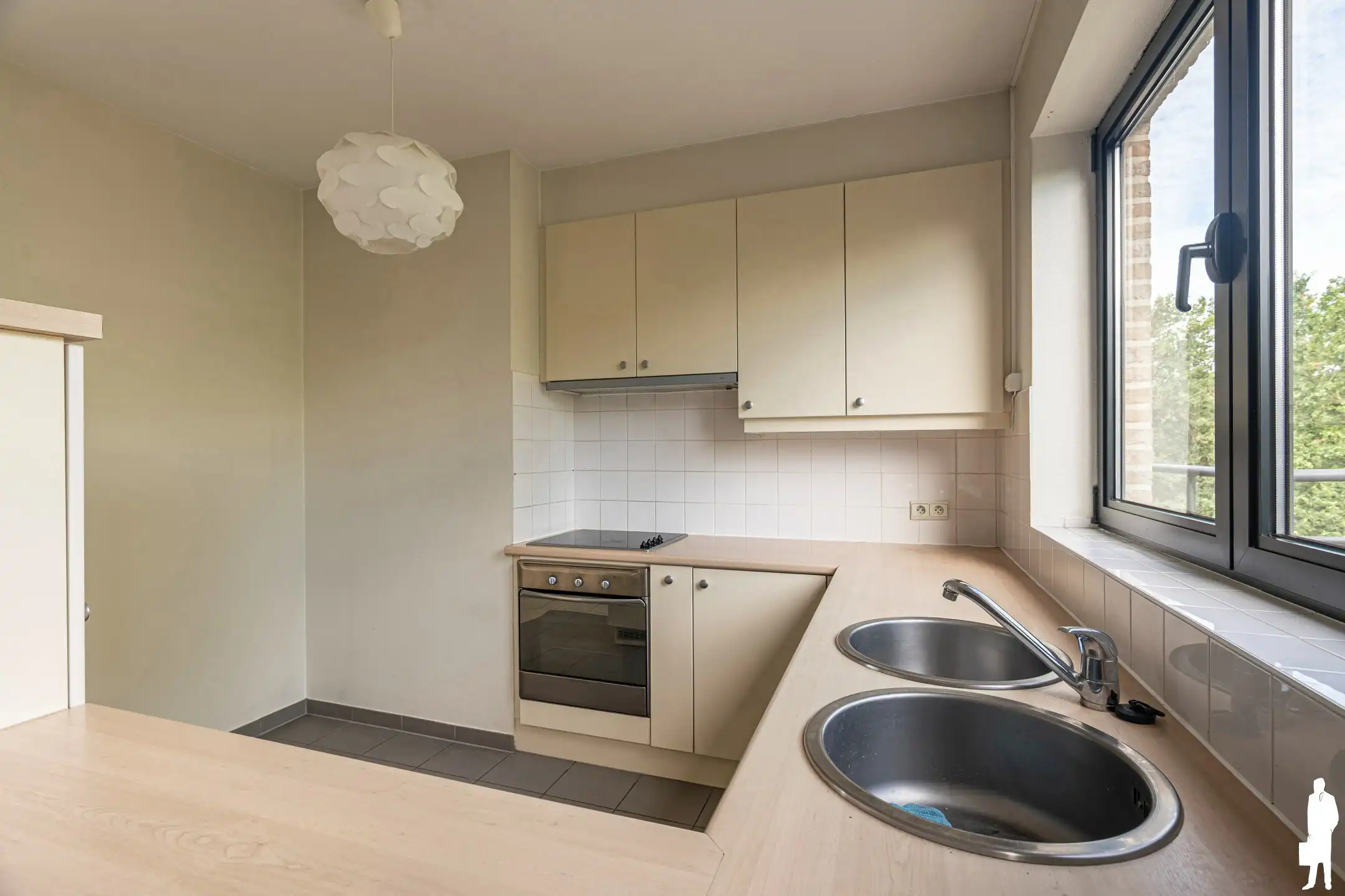 Ruim dakappartement van 130 m² met 50 m² terras en parking foto 11