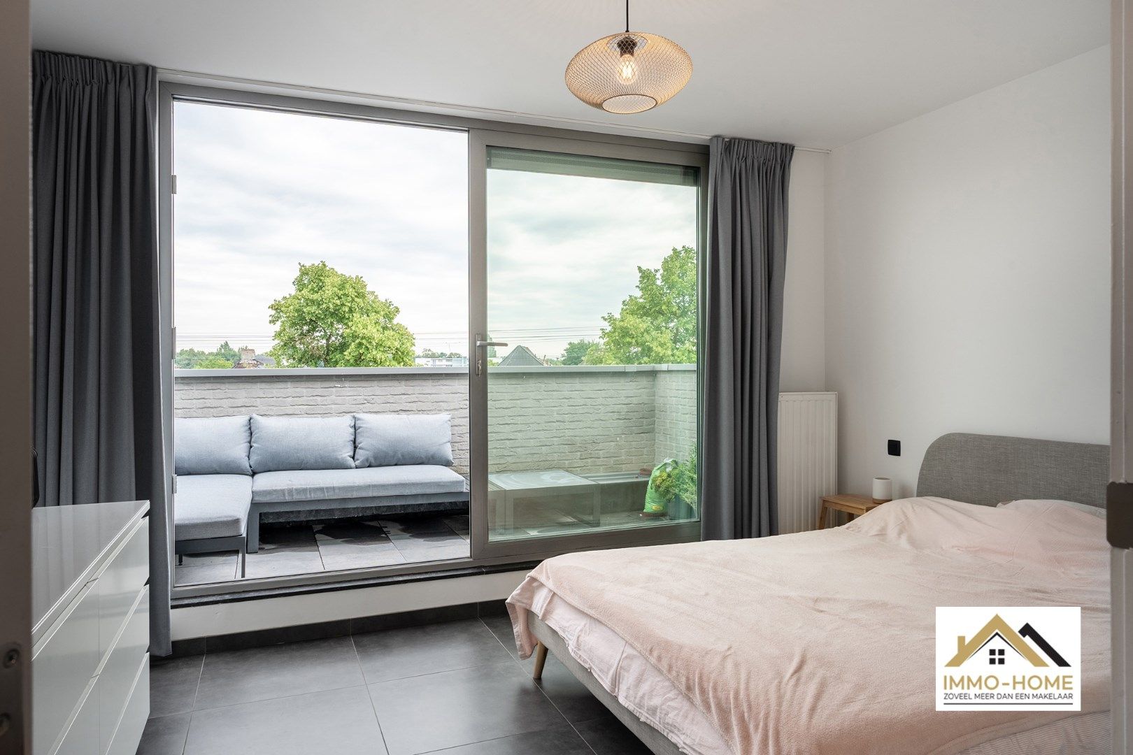 Prachtig modern appartement BJ 2009 op TOPLIGGING foto 9