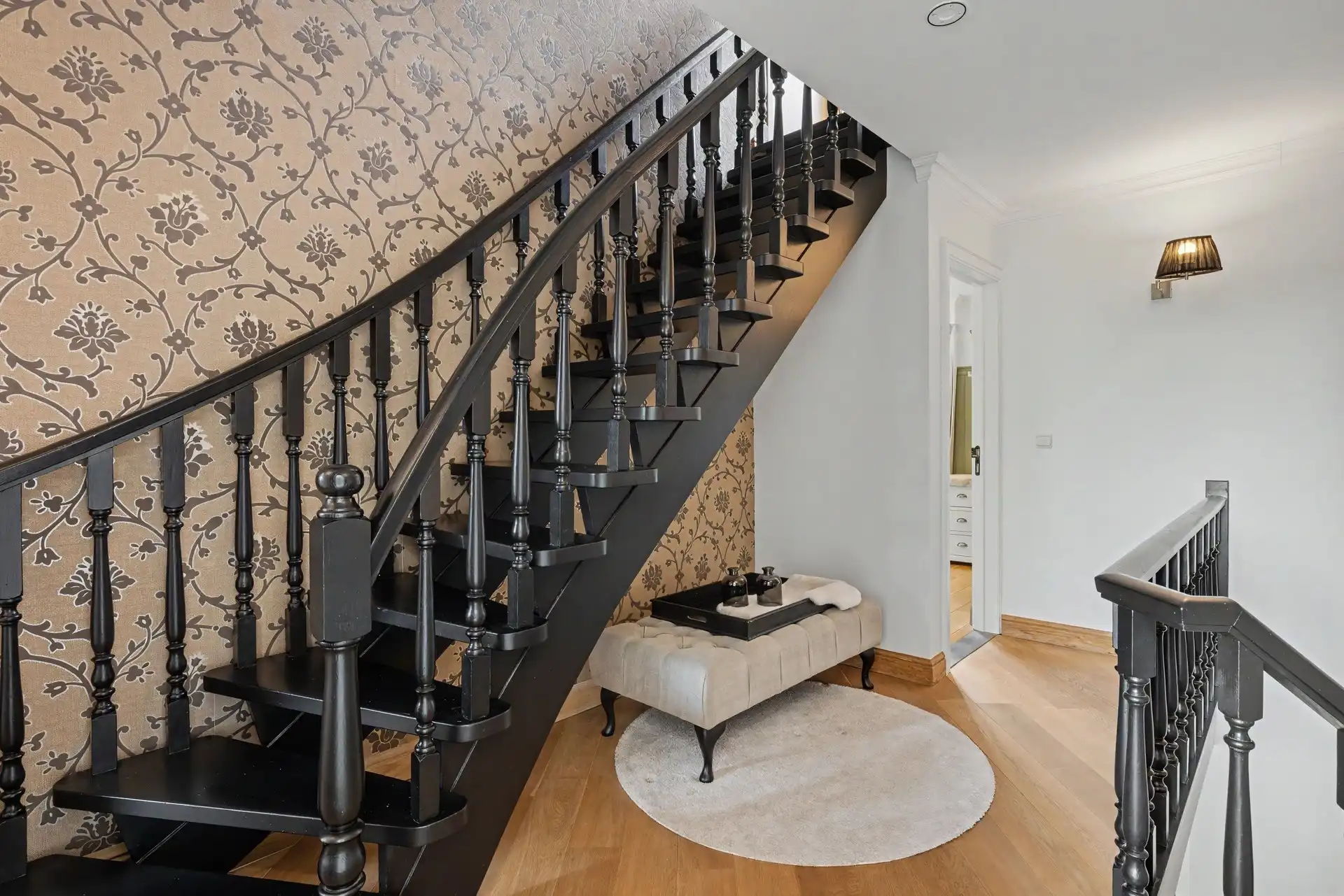 Kwalitatief afgewerkte gezinswoning in authentiek landelijke stijl met o.a. 4 slaapkamers & zwembad (344m²) foto 31