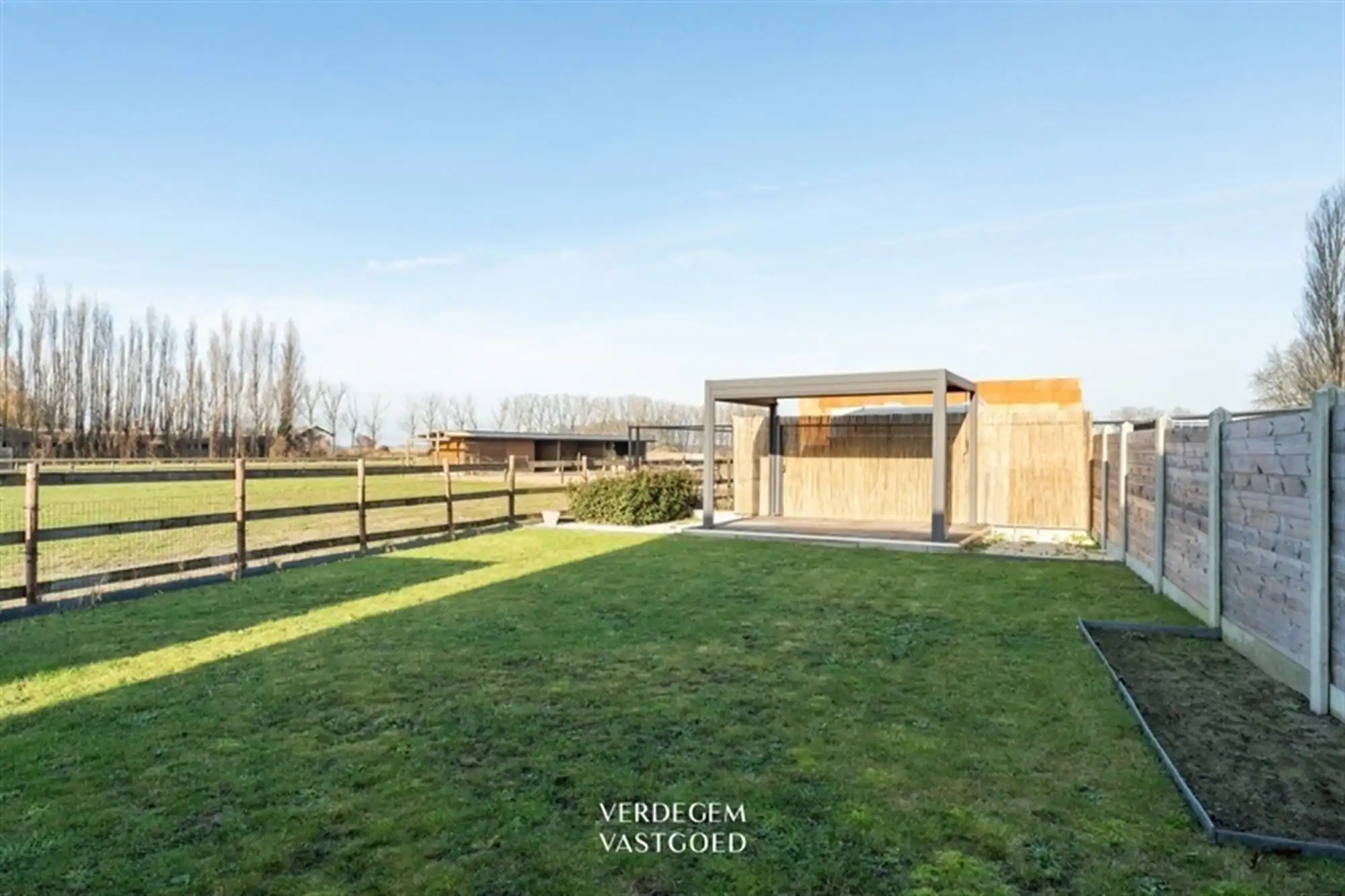 Knappe nieuwbouwwoning met 3 slaapkamers en weidse zichten foto 22