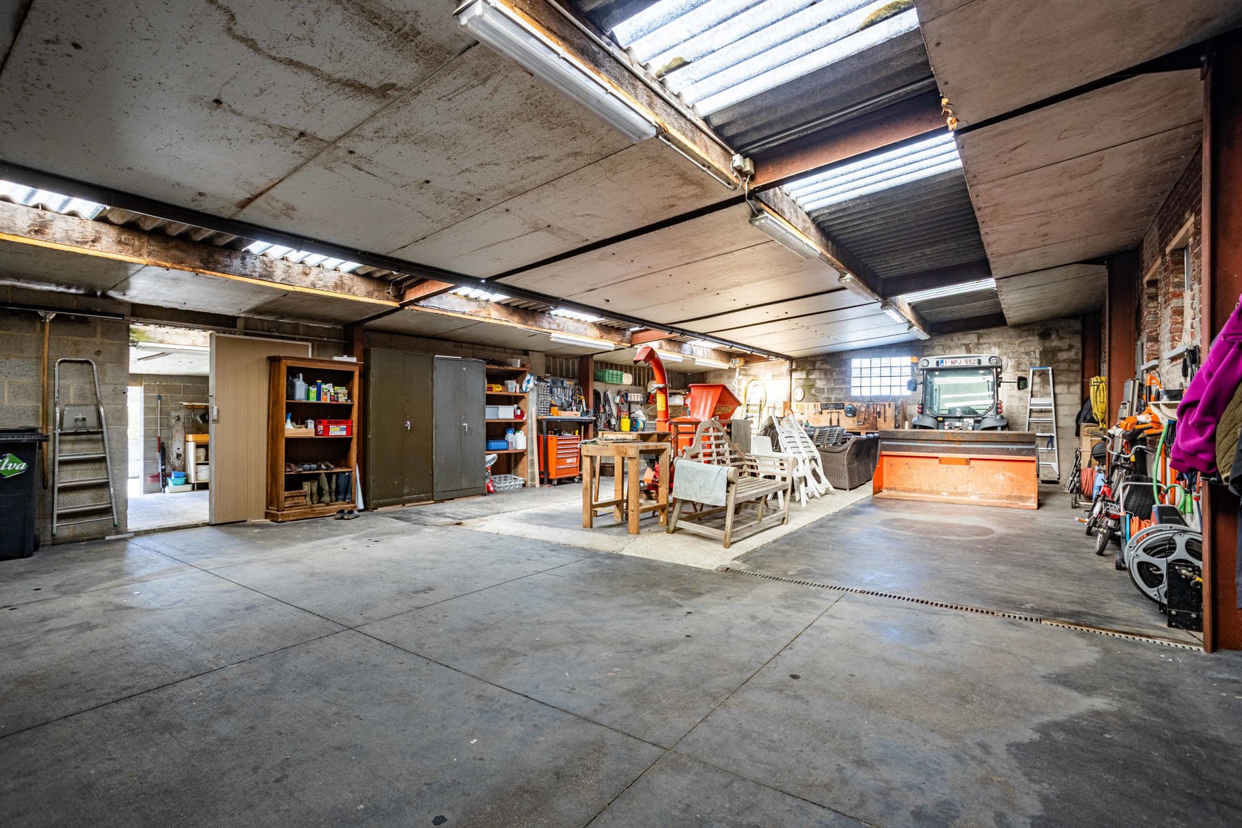 Project "Hoeve" met twee woonentiteiten + weiland foto 21