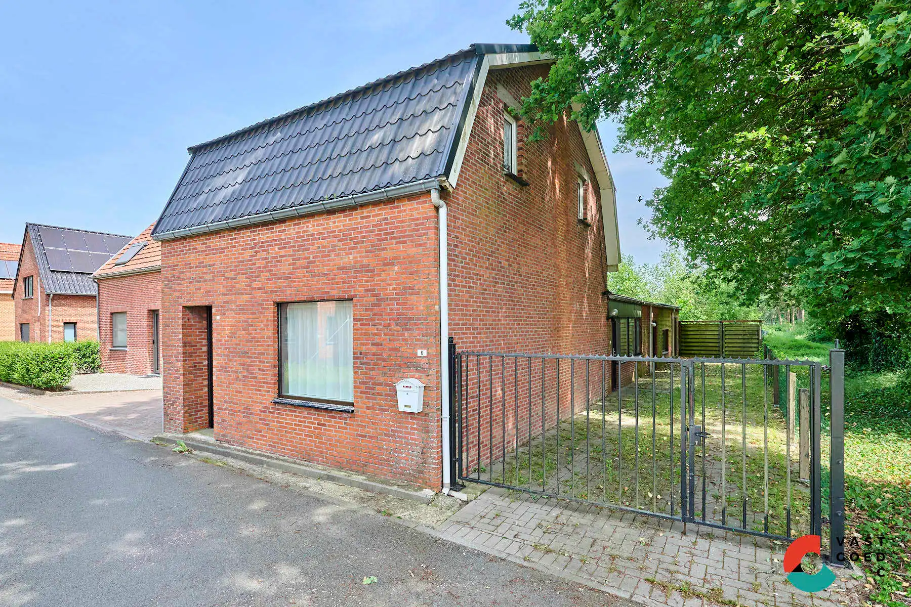 Huis te koop foto 2