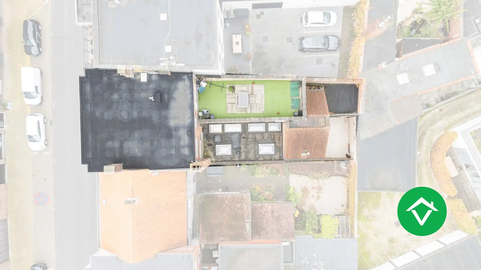 Veelzijdig handelspand met woonst en twee verhuurde appartementen in centrum Aartrijke foto 38