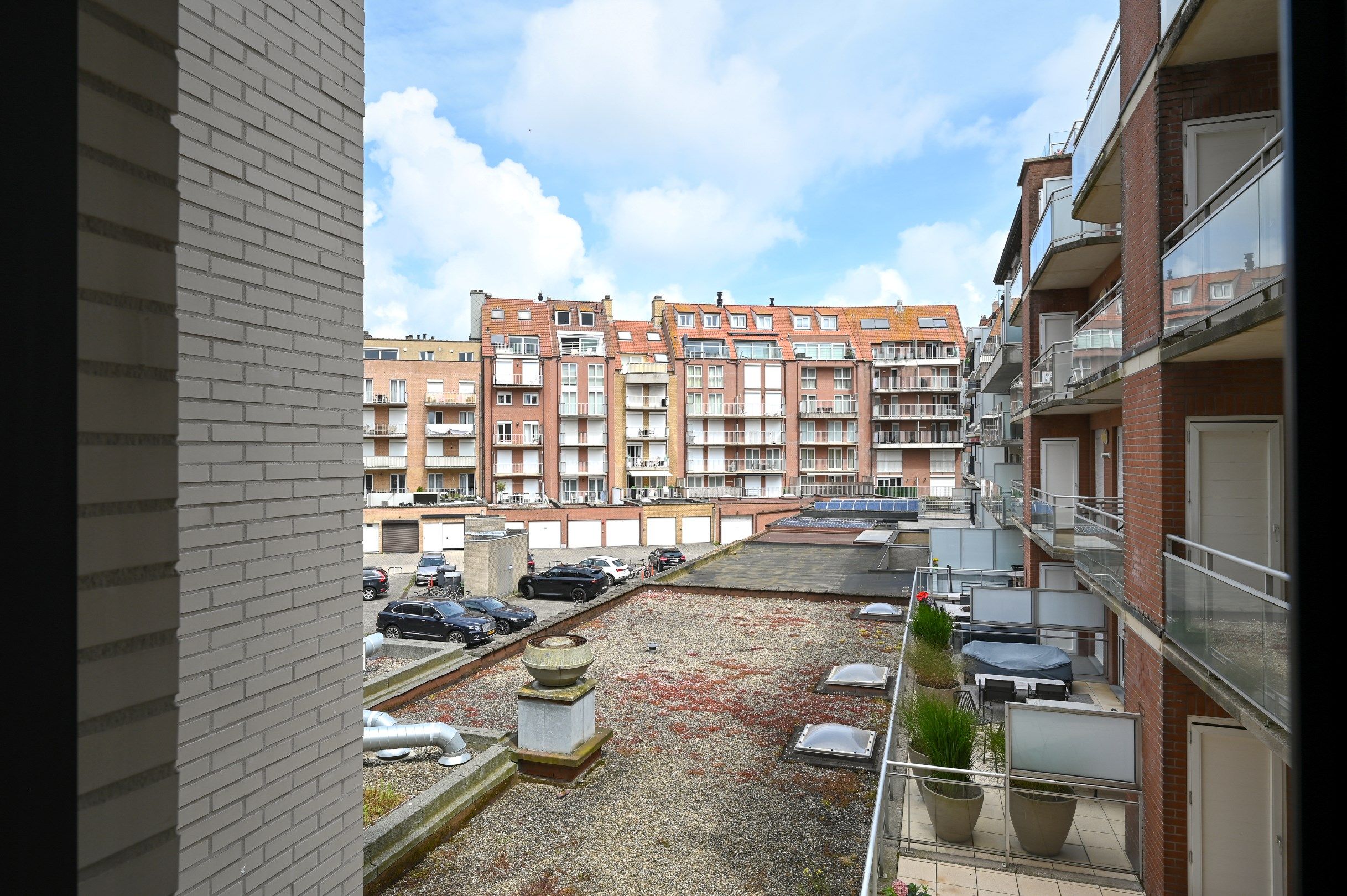 RESIDENTIE WATERVLIET - Tweede verdiep - Energiezuinig nieuwbouwproject met een hoogwaardige afwerkingen gelegen in het centrum van Knokke, nabij de Winkelstrat foto 2